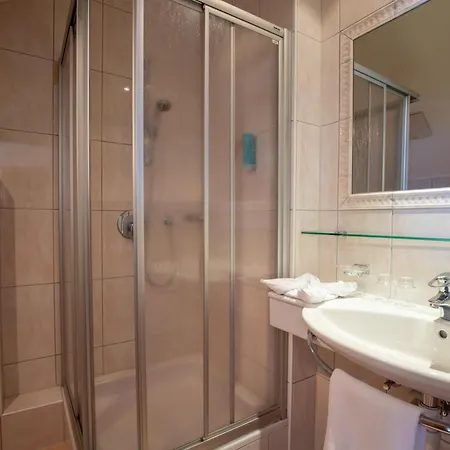 Alpenresidenz Trisanna فندق مبيت وإفطار ايشجل