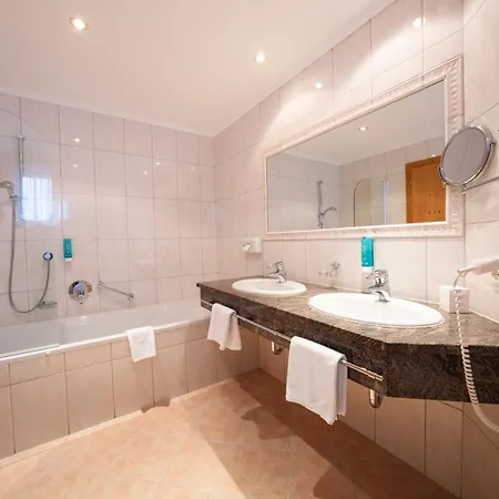 Bed and Breakfast Trisanna Ισγκλ