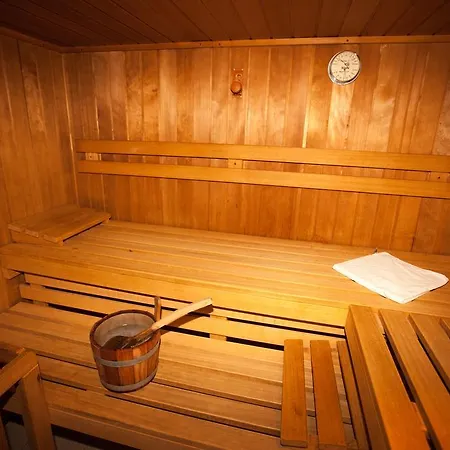 Alpenresidenz Trisanna فندق مبيت وإفطار 4*