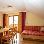 Bed & Breakfast Trisanna 4*
