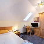 B&B Trisanna 4*