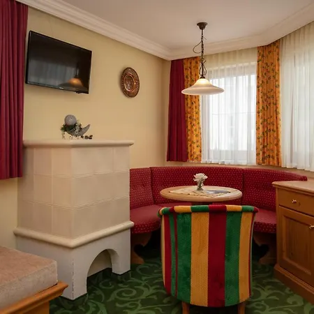 Alpenresidenz Trisanna Bed & Breakfast Ischgl