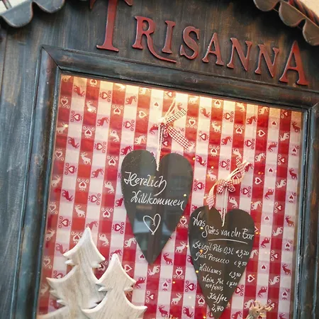 Alpenresidenz Trisanna אישגל