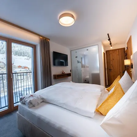 Couette-café Trisanna 4*