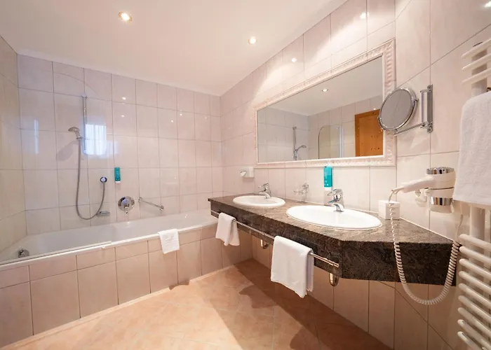 Bed & Breakfast Hotel Trisanna Ischgl