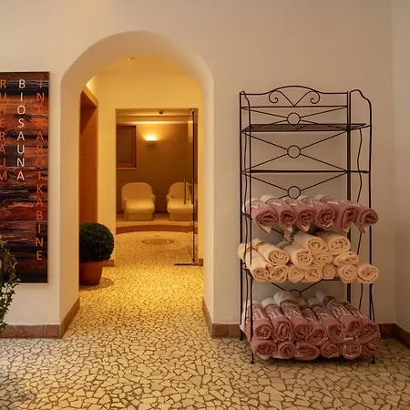 Alpenresidenz Trisanna Couette-café 4*