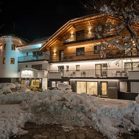 Alpenresidenz Trisanna Couette-café 4*